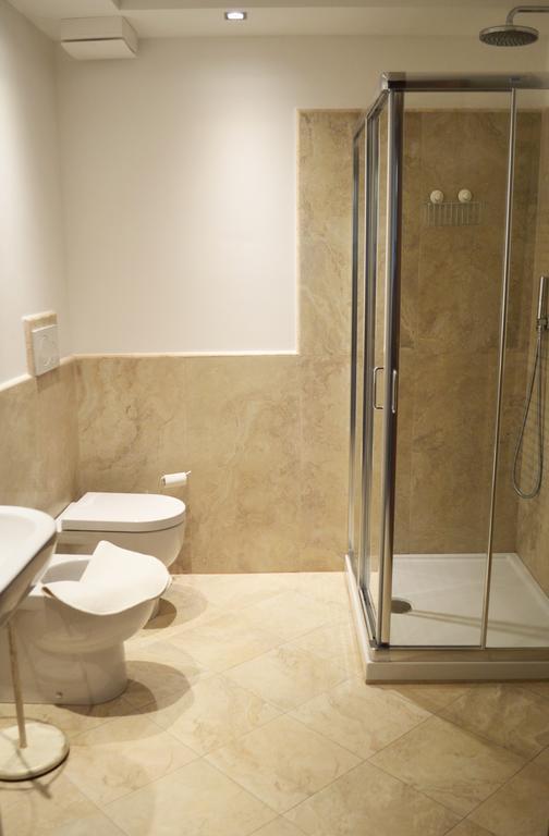 Visconte Apartment Флоренция Стая снимка