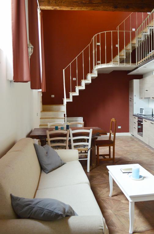Visconte Apartment Флоренция Стая снимка