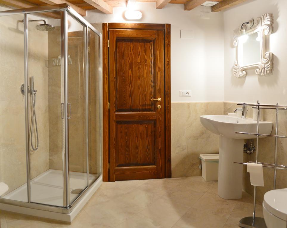 Visconte Apartment Флоренция Стая снимка